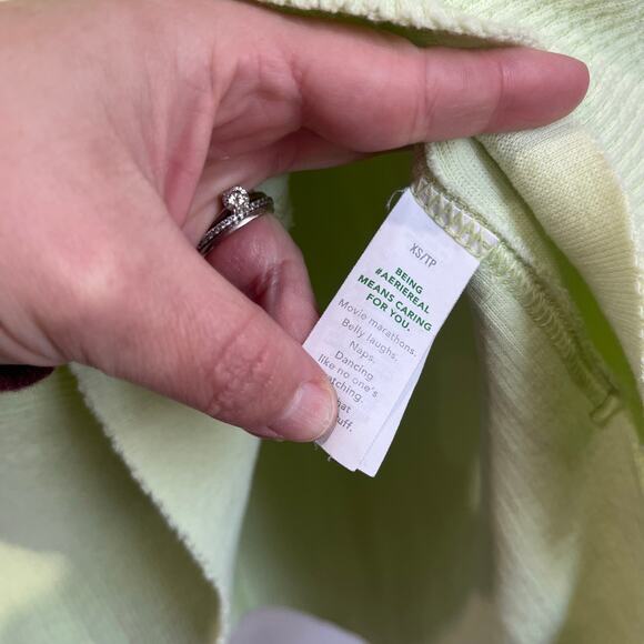 Aerie Light Green Waffle Knit Oversized V-Neck Pullover Sweater Size XS - Picture 4 of 9